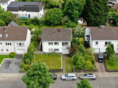 Bild 3 - 5 Zimmer Einfamilienhaus in Sankt Ingbert