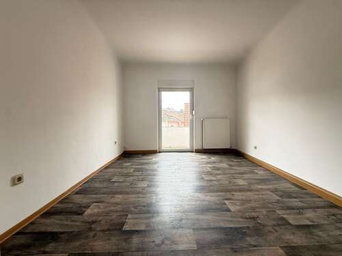 IMG_7532 - Helle 3-Zimmer-Wohnung mit ca. 70 m² mit Garage in Neunkirchen – sofort verfügbar