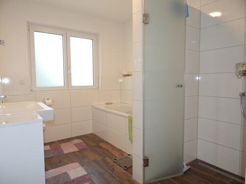 Badezimmer Bild 1 - 