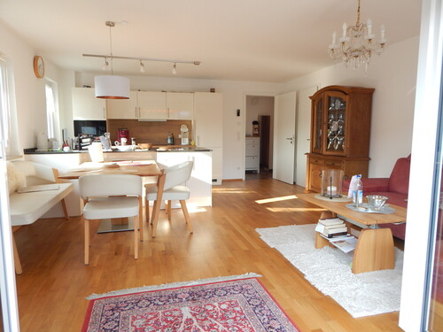 Wohn- und Essbereich - Blick von dem Balkon - 
