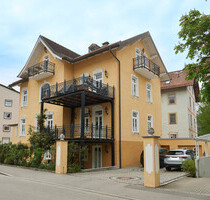Außergewöhnliche, generalsanierte Villa in bester Innenstadtlage von 83435 Bad Reichenhall.
