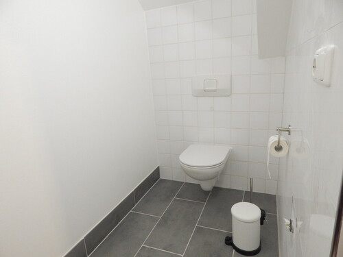 WC - 