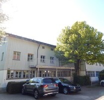 Flexible Wohn- und Gewerbeeinheit in 83404 Ainring mit Terrasse und idealer Work-Life-Kombination