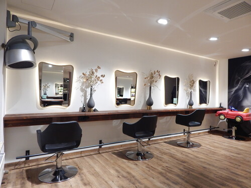 Salon - Laden, Geschäft, Verkaufsfläche in Freilassing zur Miete