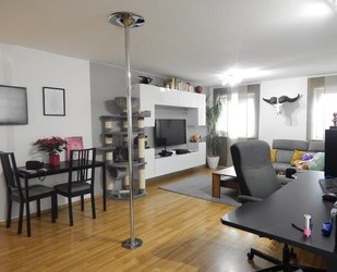 Gepflegte, vermietete 2-Zimmerwohnung mit Garten in Freilassing, Ortsteil Hofham - inkl. TG Platz.