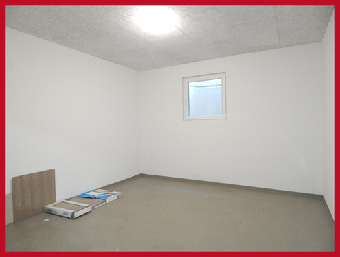 Kellerraum mit Fenster - 