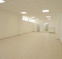 Ladenfläche in der Fußgängerzone von Freilassing, kurzfristig beziehbar - 123m² - erweiterbar auf ca. 250m²