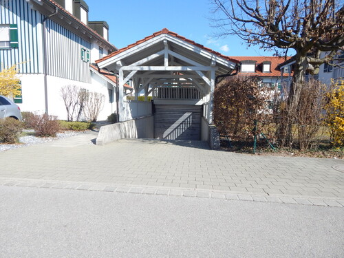 Tiefgaragenabfahrt - 