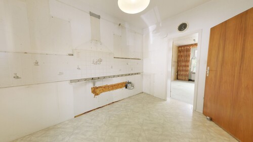 Küche - Doppelhaushälfte mit Garten & Garage in ruhiger Lage – viel Potenzial für Ihre Wohnideen