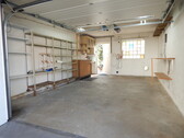 Garage - 