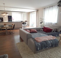 Möblierte, moderne 2-Zimmer-Wohnung mit Terrasse, Whirlpool und Garten in ruhiger Lage zu vermieten - Eggelsberg Oberösterreich