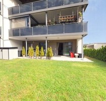 Exklusive voll möblierte Gartenwohnung mit Whirlpool, Terrasse & Nähe zu Salzburg zur Miete - Eggelsberg Oberösterreich