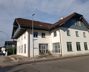 Repräsentative Gewerbefläche in Toplage von Freilassing – modern, klimatisiert & sofort bezugsbereit