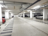 Tiefgaragenstellplatz - 