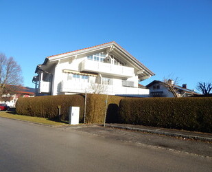 3-Zimmer-Dachgeschosswohnung mit Bergblick – Wohnen am Tor zu den Alpen - sofort verfügbar - Piding
