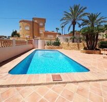 Wunderschöne Villa mit 3 Schlafzimmern, 3 Bädern, Privatpool, Meerblick und direktem Strandzugang - El Campello Valencia