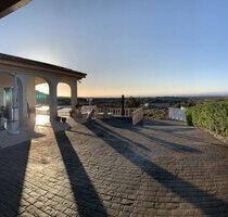 Exklusive Villa mit 3 Schlafzimmern, 2 Bädern, Privatpool, Garage und traumhaftem Meer- und Küstenpanorama - Alicante Valencia