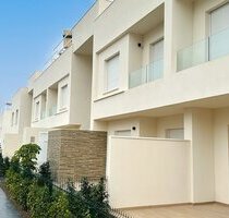 Obergeschoss-Wohnungen mit 2 Schlafzimmern, 2 Bädern, Dachterrasse, Klimaanlage und Gemeinschaftspool in der wunderschönen Golfanlage La Finca Resort - Algorfa Valencia