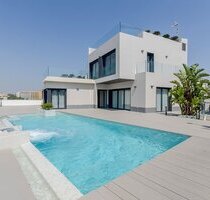 Exklusive Villen mit 3 Schlafzimmern, 3 Bädern, 1 Gäste-WC, Dachterrasse und Privatpool nur 600 m vom Strand - Dehesa de Campoamor Valencia