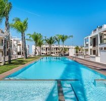 Sehr schöne Erdgeschoss-Wohnungen mit 3 Schlafzimmern, 2 Badezimmern und 2 Gemeinschaftspool - Torrevieja Valencia