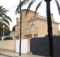 Fabelhafte Luxusvilla in Cabo Roig mit vier Schlafzimmern, vier Badezimmern und einem privaten Swimmingpool - Orihuela Costa Valencia