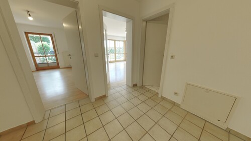 Flur - Erdgeschoßwohnung mit 72,00 m&sup2; in Freilassing zum Kaufen