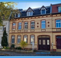 Gründerzeithaus mit Klinkerfassade, Toreinfahrt und EFH in KöthenAnhalt
