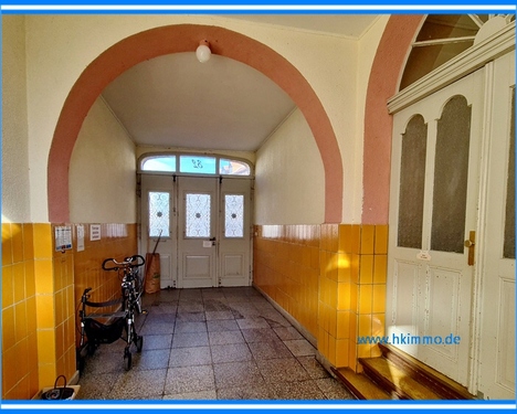 MFH in Köthen -Toreinfahrt - Mehrfamilienhaus, Wohnhaus mit 387,00 m&sup2; in Köthen zum Kaufen