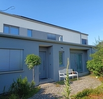 Kapitalanleger aufgepasst: DHH mit Nießbrauch (Vermietet) in ruhiger, zentraler Lage von Hamburg