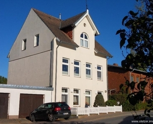 Mehrfamilienhaus (3 Parteien. Festpreis) in sehr gutem Zustand mit Eigenland und netten Mietern - Carlow
