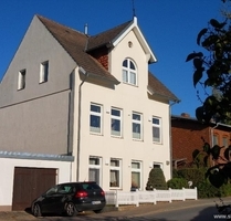 Mehrfamilienhaus (3 Parteien. Festpreis) in sehr gutem Zustand mit Eigenland und netten Mietern - Carlow