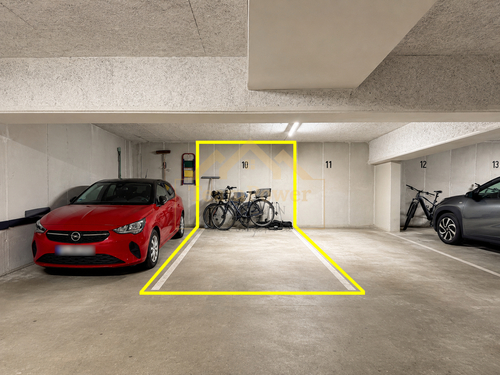 Tiefgaragenstellplatz - 