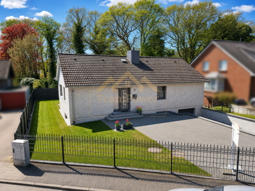 Straßenansicht - 