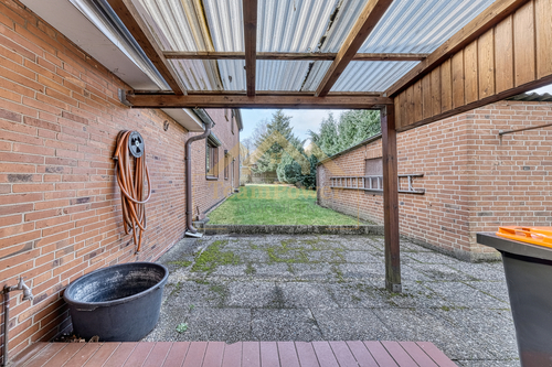 überdachte Terrasse - 