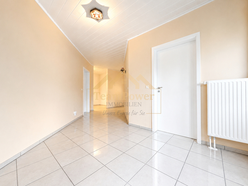Flur - Bungalow mit 146,57 m&sup2; in Tellingstedt zum Kaufen