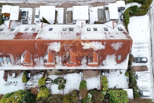 Drohne - Reihenmittelhaus mit 95,89 m&sup2; in Barsbüttel zum Kaufen