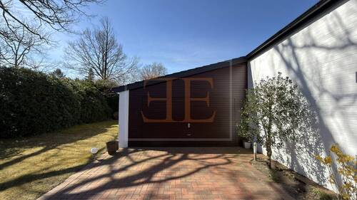 Doppelgarage - 6 Zimmer Einfamilienhaus zum Kaufen in Hamburg / Volksdorf