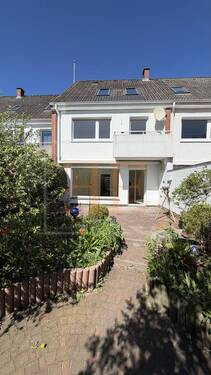 Blick aus dem Garten - 