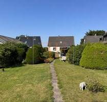 Grundstück mit Platz für Ihr neues Zuhause in gewachsener Lage von Halstenbek