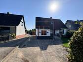 Ansicht vorne - 4 Zimmer Einfamilienhaus in Halstenbek