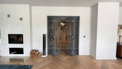 Kaminbereich im Wohnraum - 
