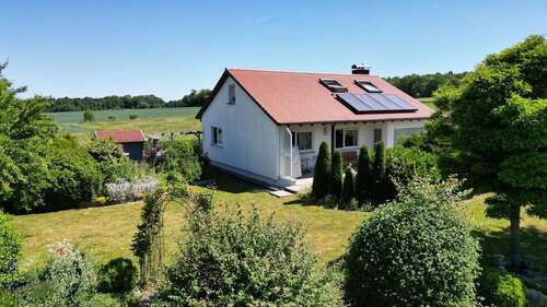 Foto - Haus zum Kaufen in Schrozberg 395.000,00 € 124 m²