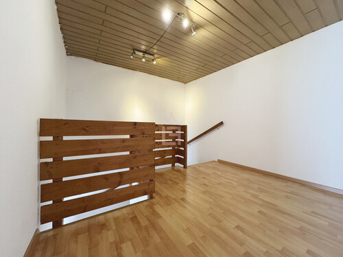 offener Vorraum OG - 3 Zimmer Etagenwohnung in Groß-Gerau / Wallerstädten