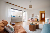 Wohnzimmer - Einfamilienhaus mit 142,26 m&sup2; in Dreieich / Buchschlag zum Kaufen