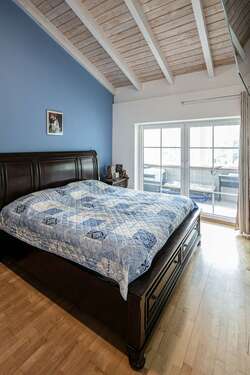 Schlafzimmer mit Ankleide und Wintergarten - 