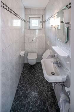 Gäste-WC im EG - 