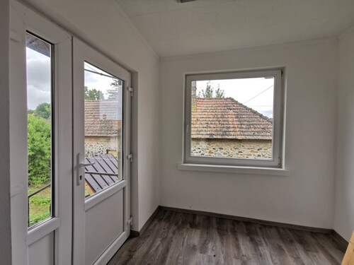 Bild 2 - 2 Zimmer Einfamilienhaus zum Kaufen in Vindornyalak