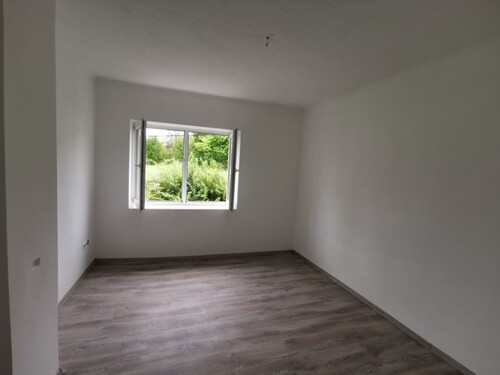 Bild 3 - 2 Zimmer Einfamilienhaus in Vindornyalak