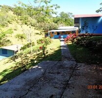 Haus mit Gästehaus in der Nähe von San Vito