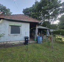 Im Komitat Veszprem ein 39m2 Ferienhaus mit 466m2 Grund - Balatonszepezd